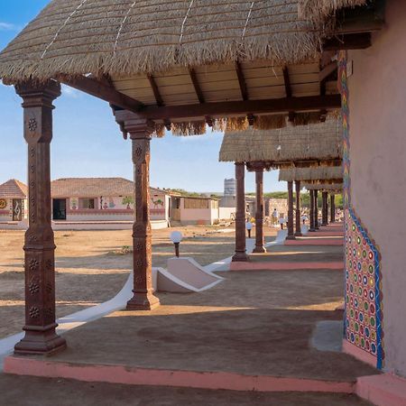 Dholavira Village Resort Exteriér fotografie