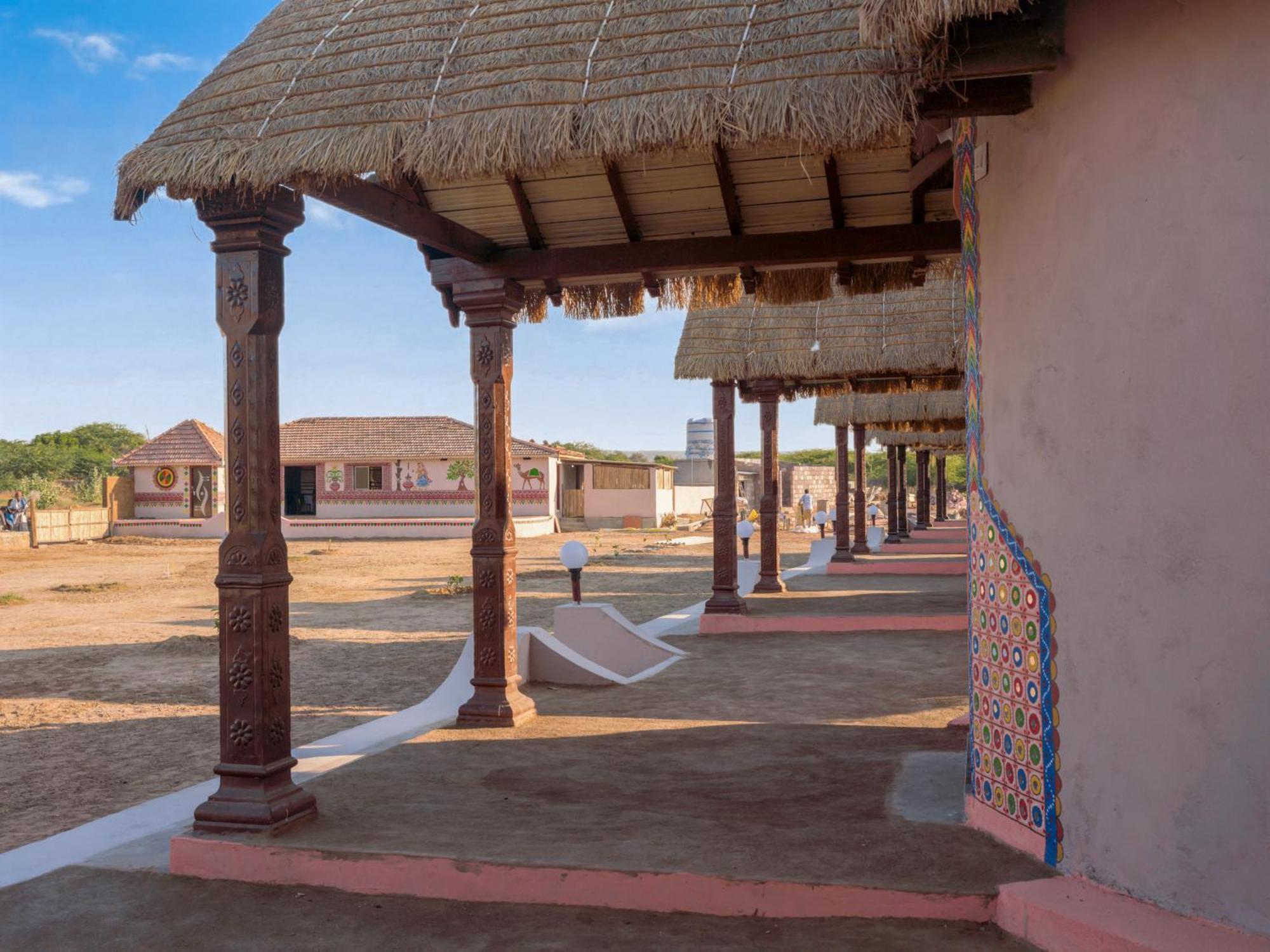 Dholavira Village Resort Exteriér fotografie