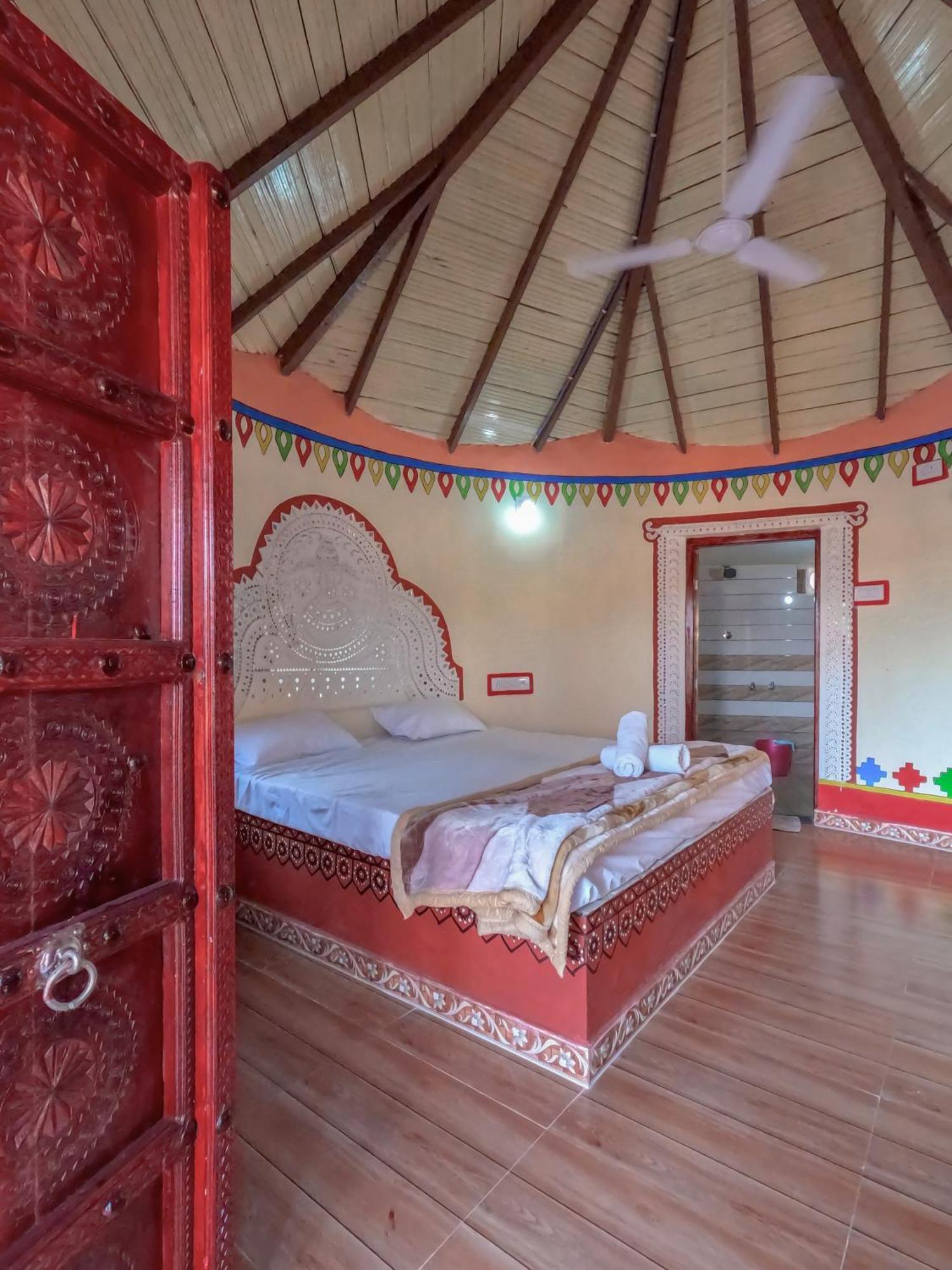 Dholavira Village Resort Exteriér fotografie